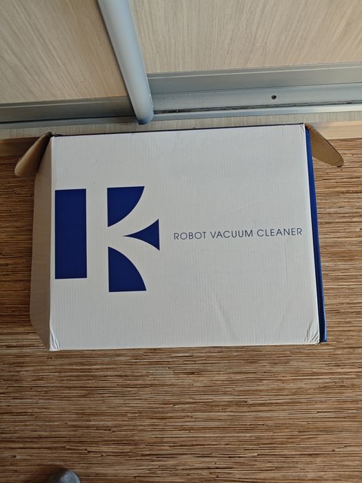 Продам робот пылесос