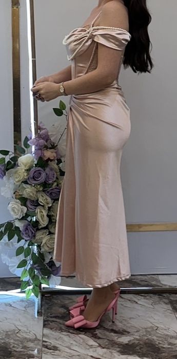 Вечернее платье нежно розовое С