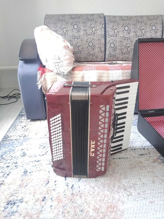 Продается аккордеон