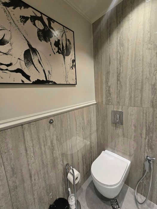 Двустаен имот в кв.Хладилника