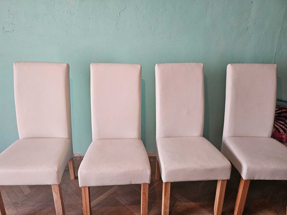 Кухненски или Холни Столове