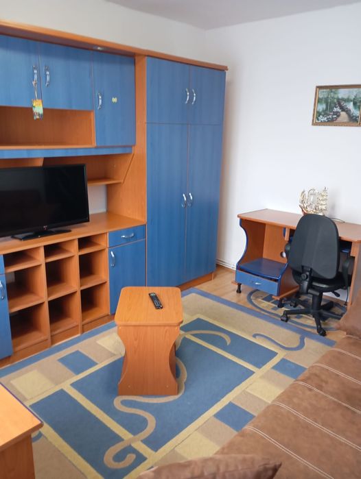 Închiriez garsonieră pe termen lung zona Tudor