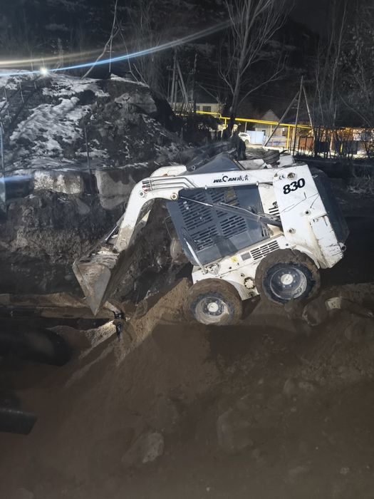 Мини погрузчик бобкат продам