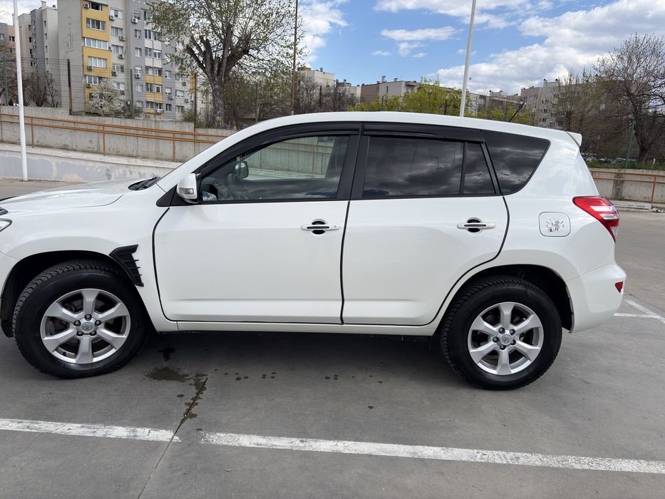 Toyota Rav 4 2.2 crossover
