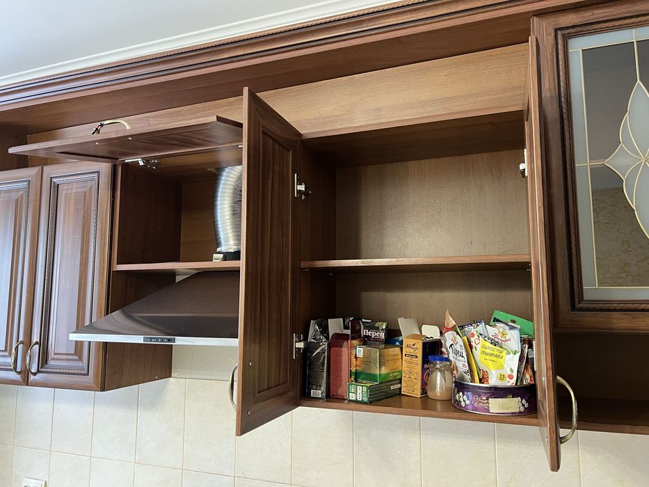 Продам мебель для кухня