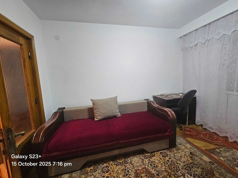 Inchiriez apartament 3 camere Deva