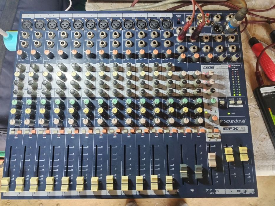 Pult sotiladi 2million