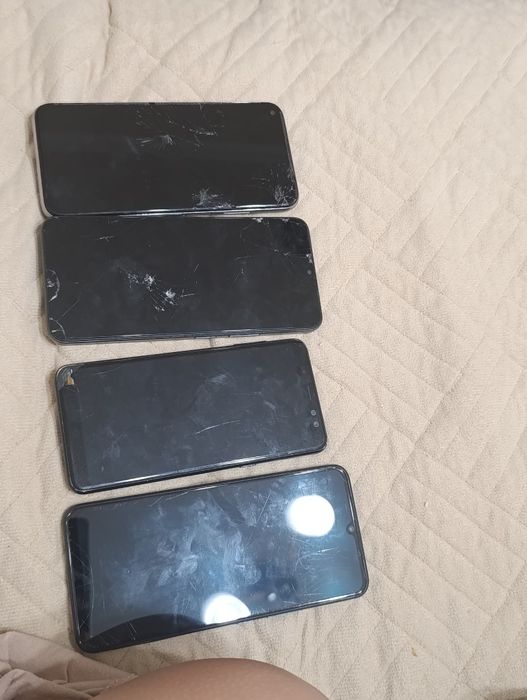 Продам телефоны  разные