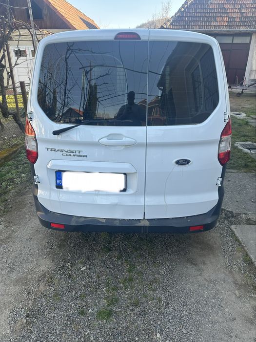 Ford transit courier