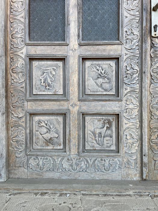Ușă dublă din stejar sculptată - cu motive de vanatoare/natura