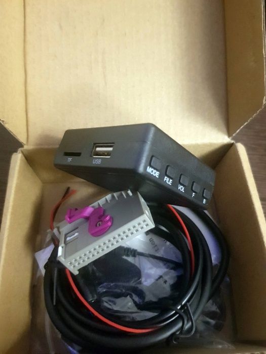 Interfata aux usb bluetooth Audi A3 A4 A6 A8 TT R8 pentru unitate RNSE