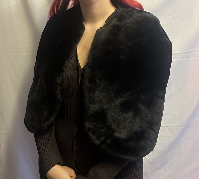 Capă din blana de miel