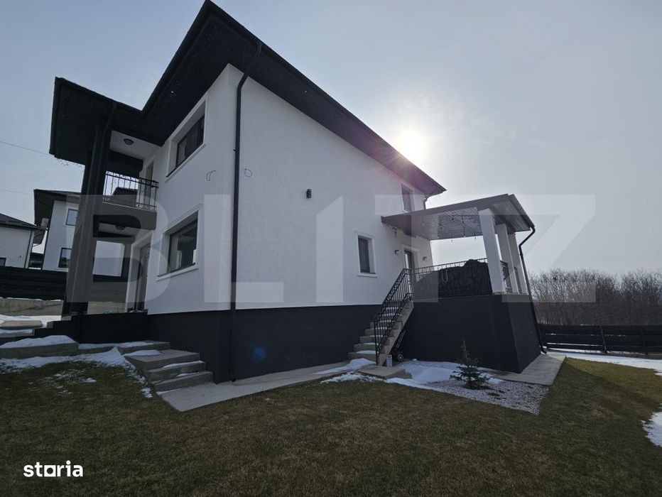 Casa moderna cu 5 camere in Valea Lupului - zona linistita
