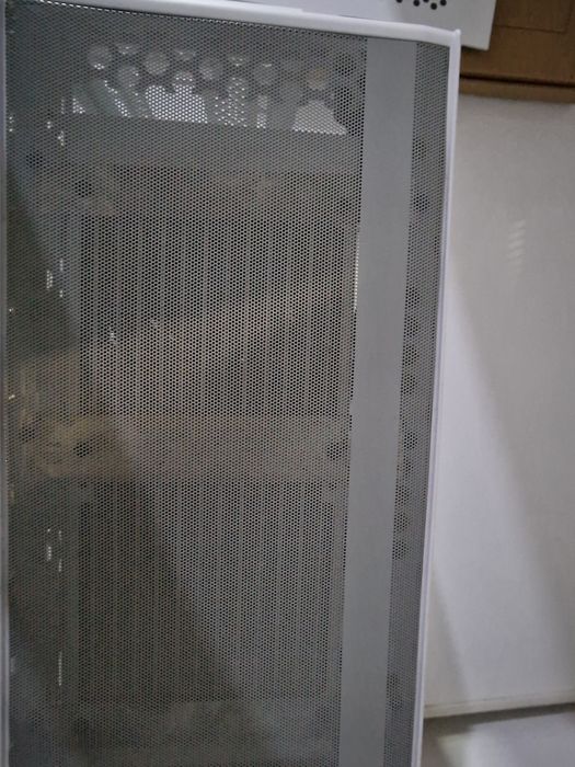 Carcasa CoolerMaster NR200P sau kit piese