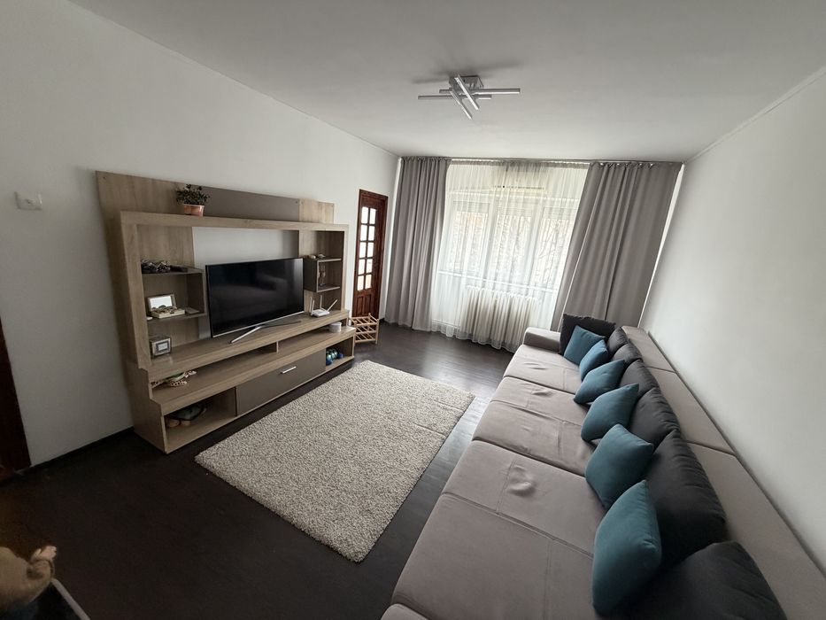 Inchiriez apartament 2 camere decomandat, Giurgiu -Șos. Bucuresti