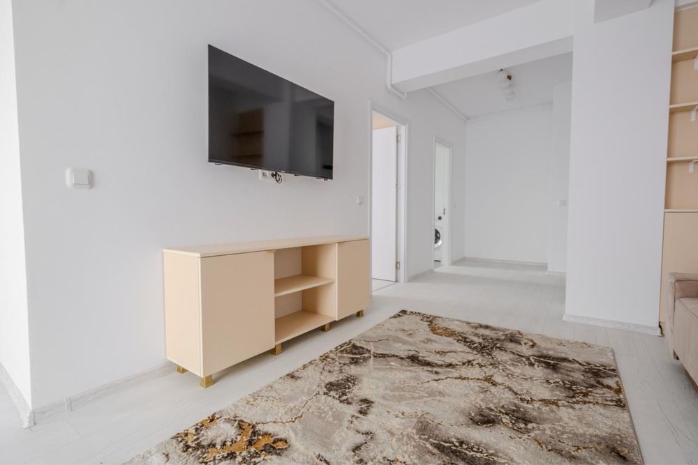 Apartament 2 camere de vanzare Complex Lara