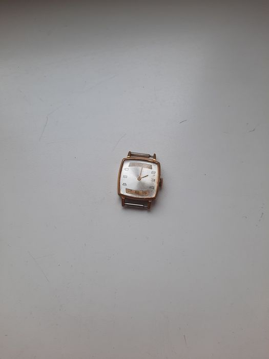 Продам часы хорошие