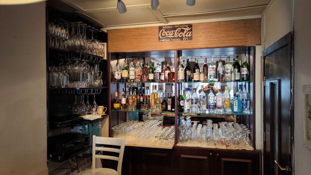 Дава се под наем Заведение в Банско - 500 кв.м за 25500 € - Снимка #10