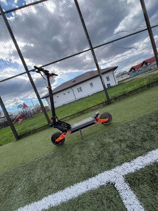 Vând trotineta electrica kamikaze k1 max