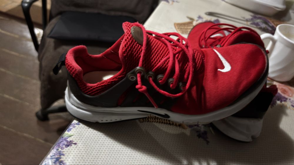 Adidasi nike presto 38
