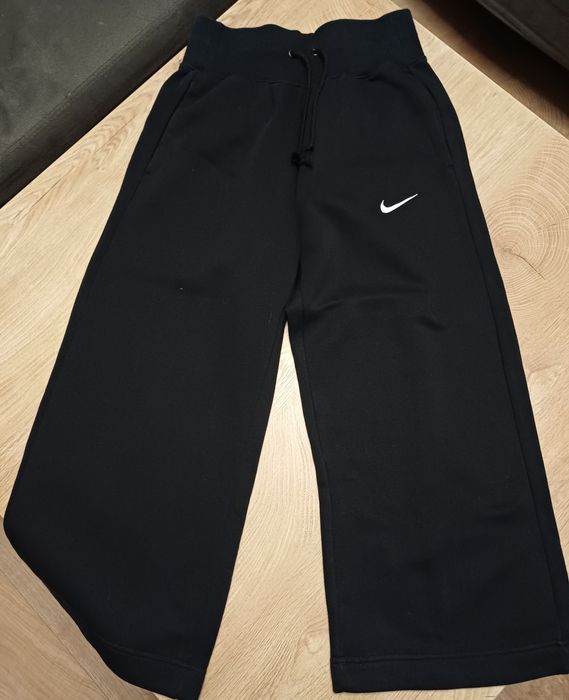 Спортни долнища Nike и Under Armour размер XS