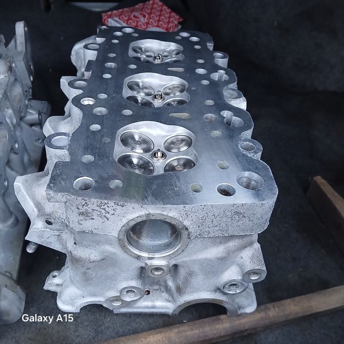 Головки мазда кседокс 6