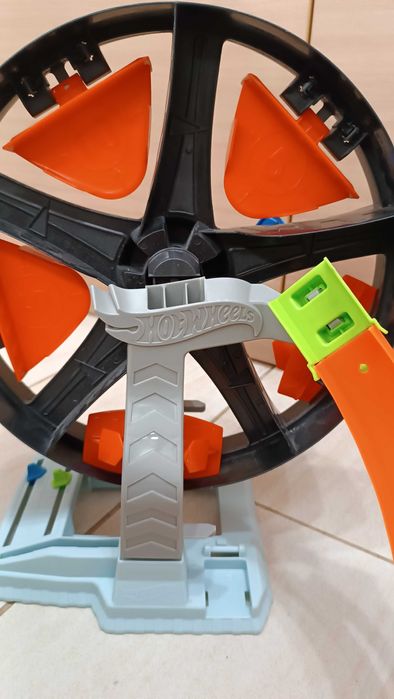 Hot Wheels колелото на късмета писта за коли колички