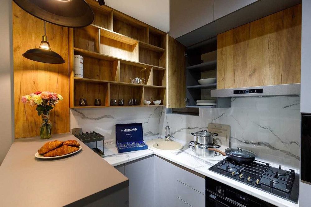 Сдается шикарная 2 х комнатная квартира на Ц-1  2/6/9 Р1