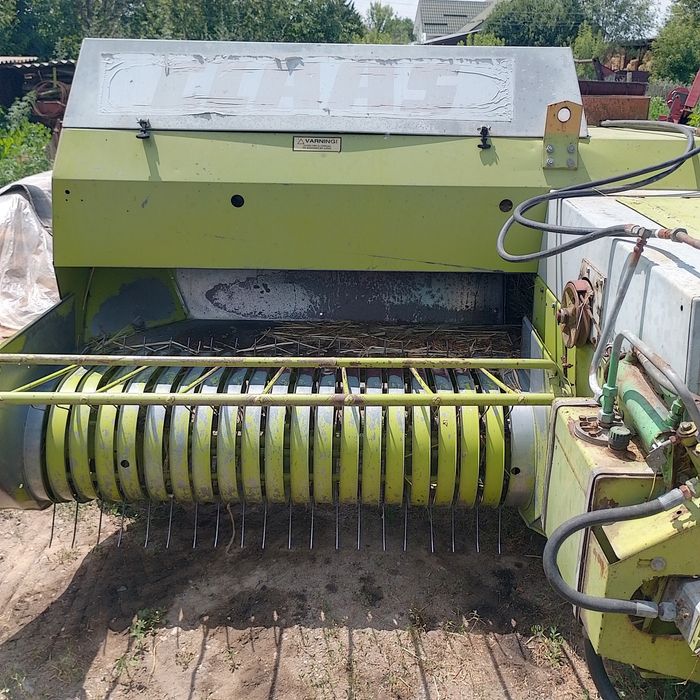 Пресс подборщик Claas