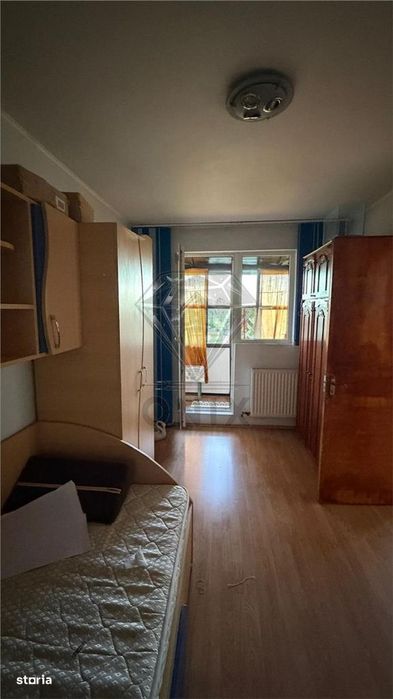 Apartament 2 camere de vanzare, cartier Vest Ploiesti - ONX109