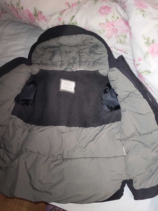 Парка зимна за момче . Марка zara