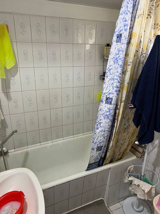 Срочно продается 2 х комнатная квартира 77 Серия