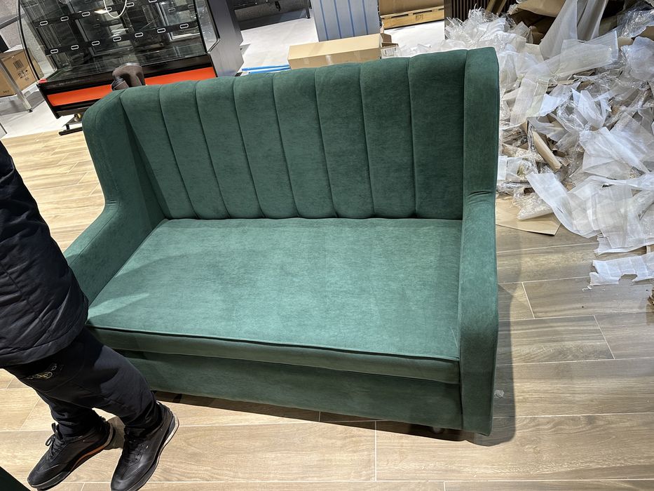 Диваны для кафе баров