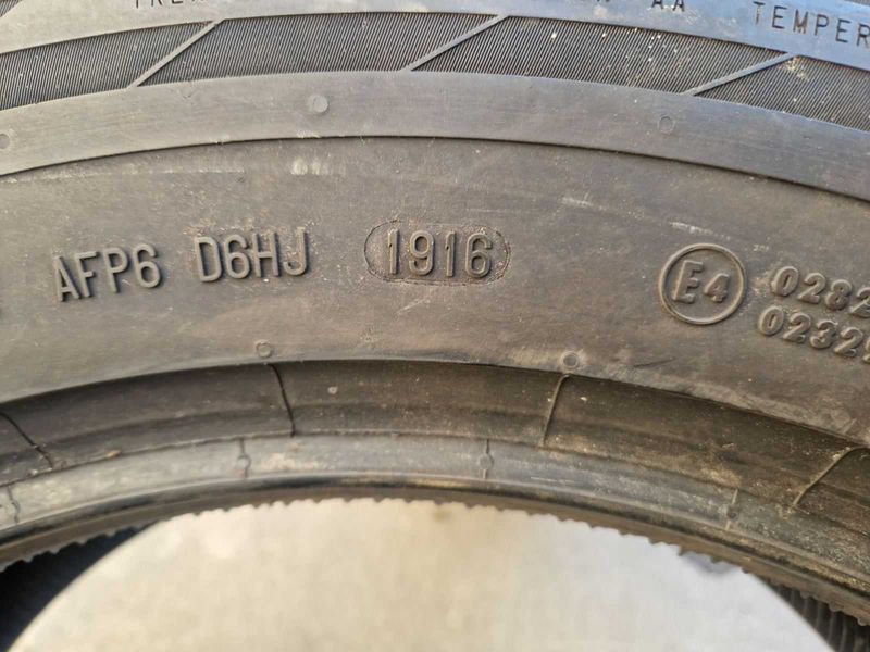 2 Continental R19 255/55 летни гуми DOT1916