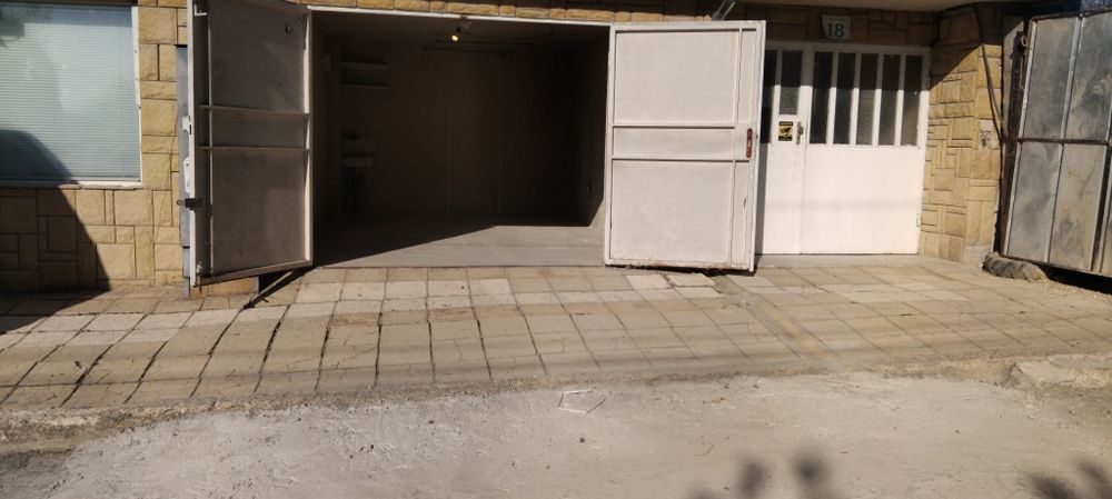 Дава се под наем Гараж / Паркомясто в Варна, Погреби - 17 кв.м за 127.5 € - Снимка #11