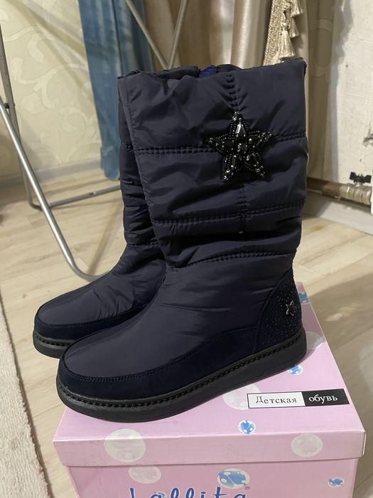 Продам детскую обувь для девочки