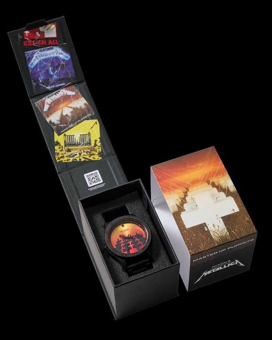 Часовник Nixon x Metallica Master Of Puppets 51-30