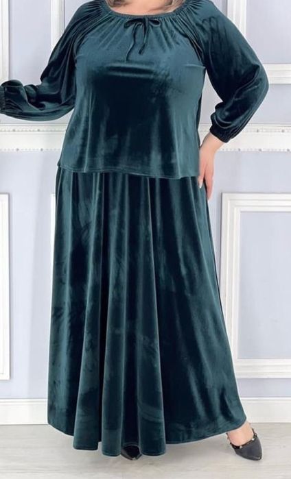 Продам велюровый костюмы