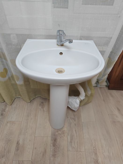 Продам раковину (рукомойник)
