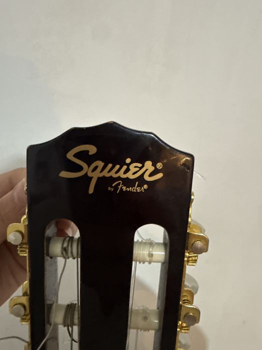 Гитара классическая “Squier”