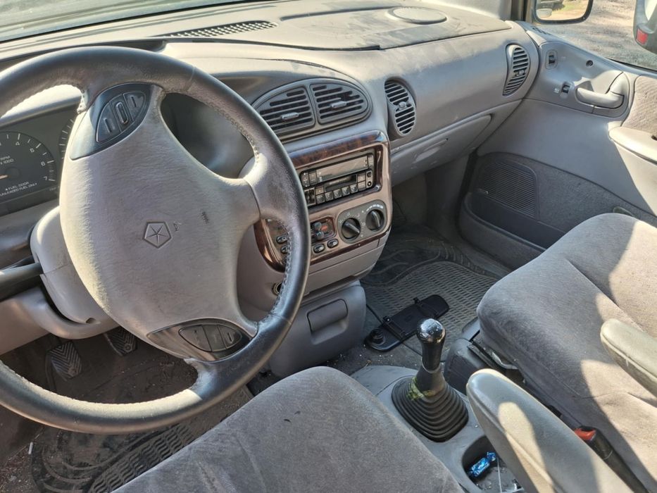 Chrysler Voyager 2.4 16v бензин НА ЧАСТИ