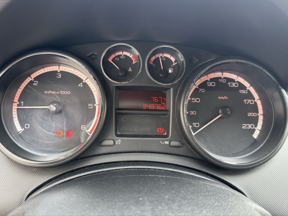 Peugeot 308 SW 2012
