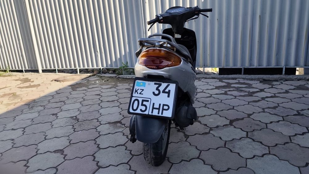 Скутер Yamaha Grand Axis 100