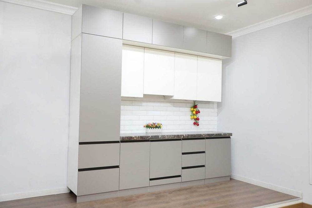 Кухонные гарнитуры со склада