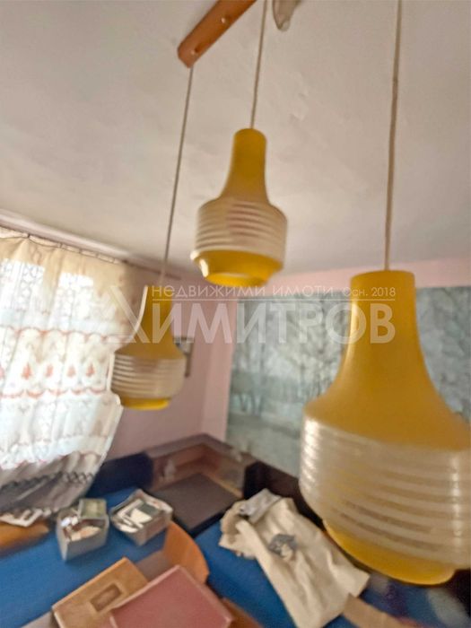 Продава тристаен тухлен апартамент в гр. Каспичан. ТОП център на града!