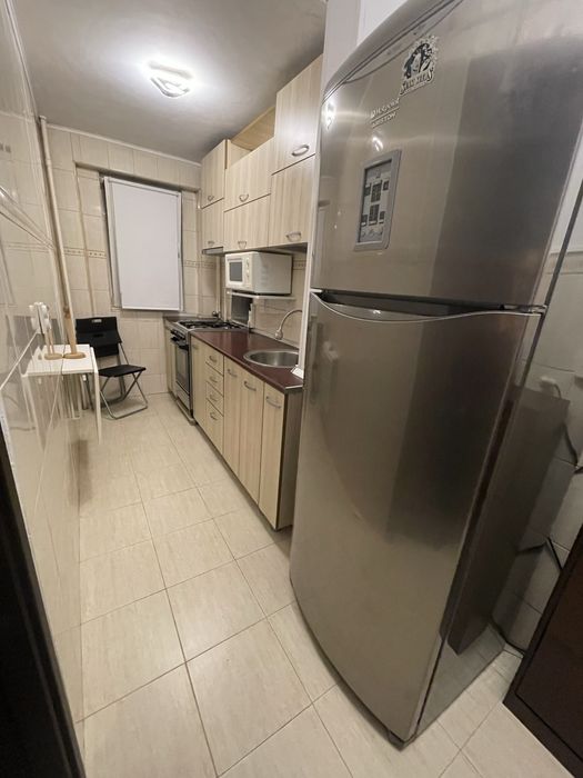 PROPRIETAR închiriez ap. 3 camere Lujerului