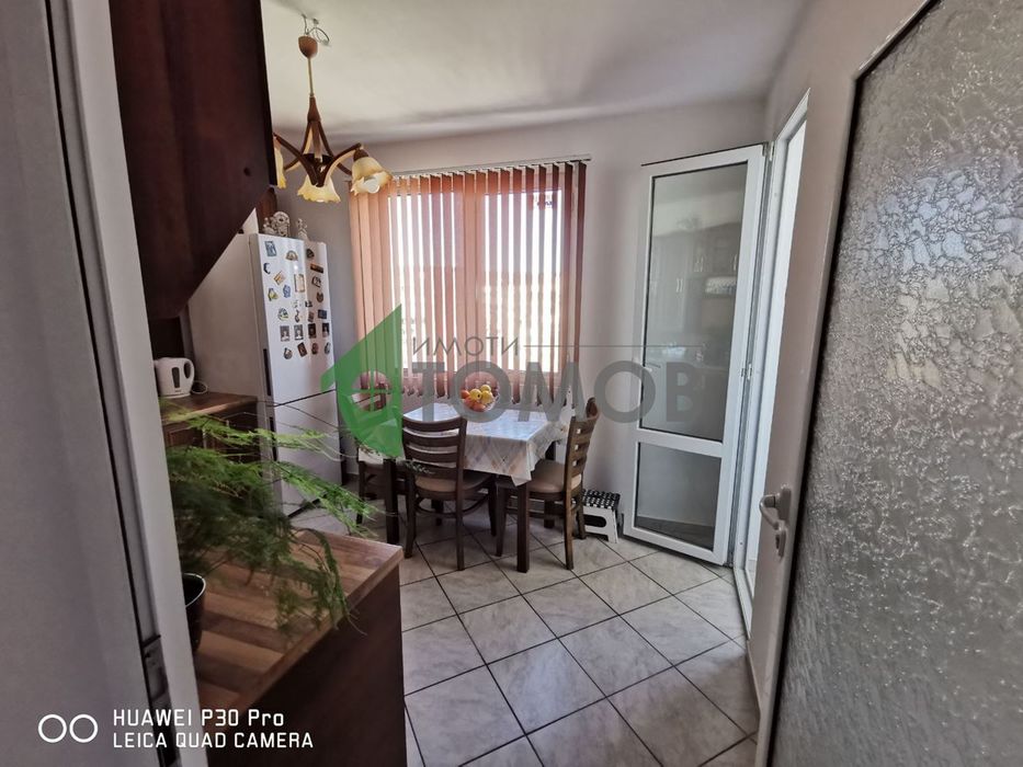 Продава се Тристаен апартамент в Шумен, Добруджански - 78 кв.м за 1439 €/кв.м - Снимка #2