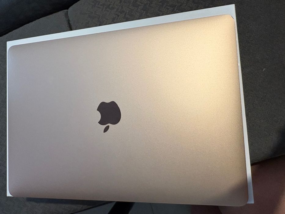 MacBook Air M1(2020)