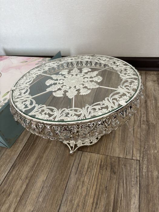 Тортница под серебро