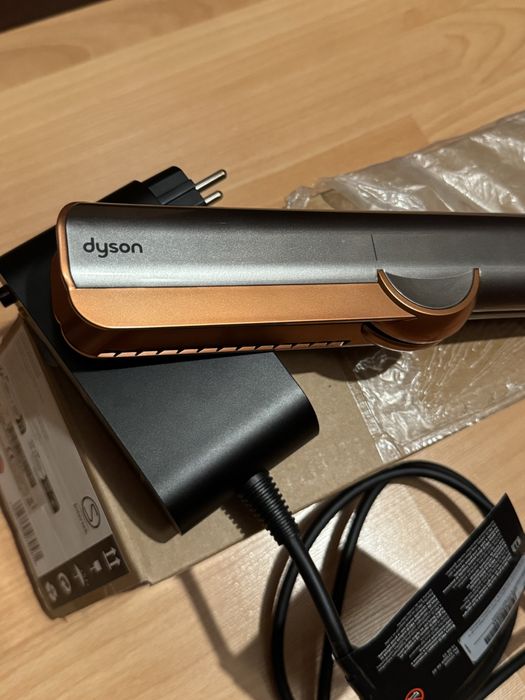 Dyson Airstrait aparat de indreptat parul